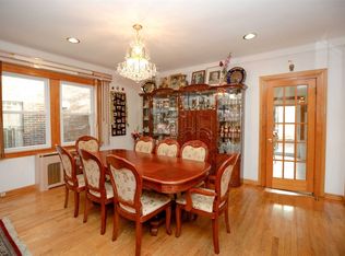 82-63 166th St, Jamaica, NY 11432
