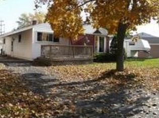 1252 Lavender St, Monroe, MI 48162