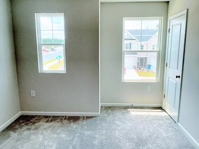 4921 Oolite St — Photo 17