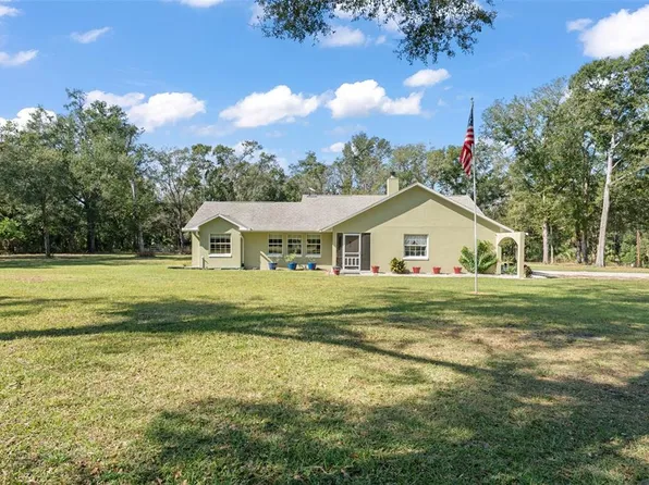 22126 Quale Grove Rd, Eustis, FL 32736
