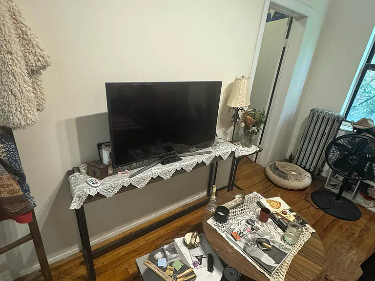 536 E 5th St #12A — Photo 14