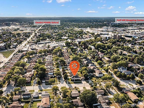 3rd image of 8000 W Lake St