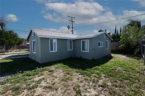 5286 Odell St #C Photo 1