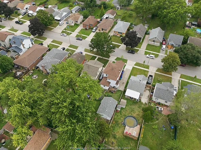 1338 Bernard Rd #UPPER — Photo 24