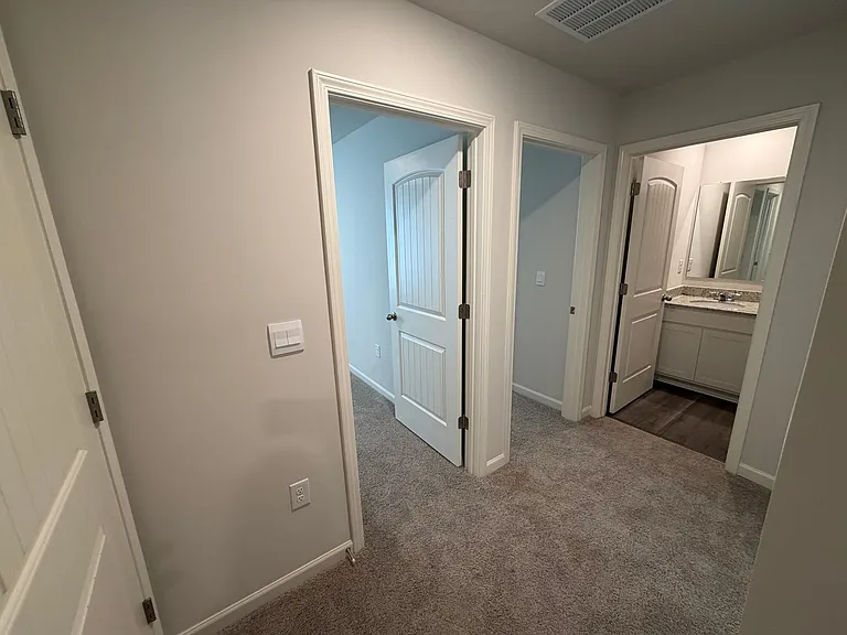 9 Silverbell Ln — Photo 11