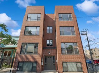 3222 W Le Moyne St APT 1E, Chicago, IL 60651
