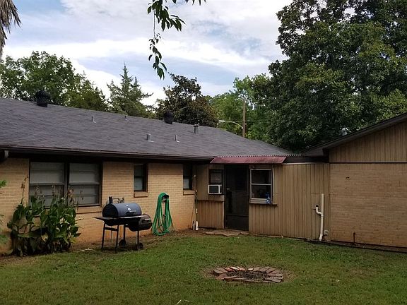 5th image of 940 River Oaks Dr