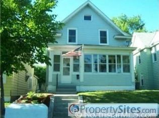 1079 Beech St, Saint Paul, MN 55106