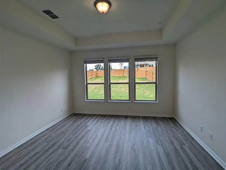 612 Silent Creek Cv — Photo 18