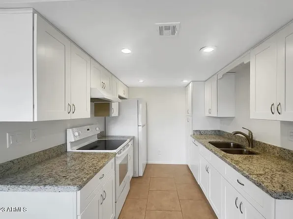 3810 N MARYVALE Parkway #1068, Phoenix, AZ 85031