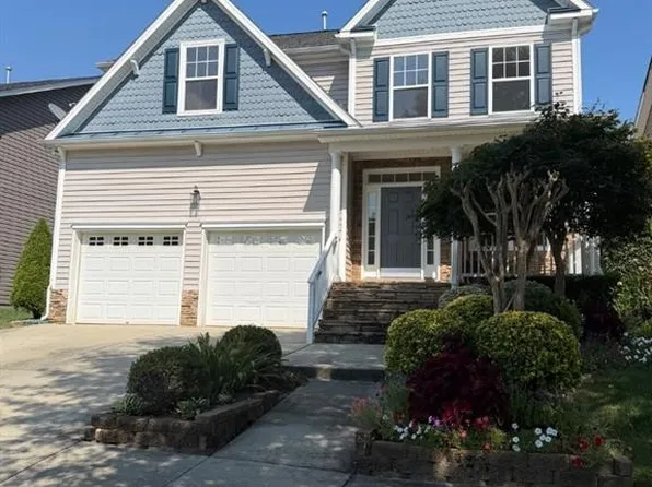 2080 Glenkirk Dr, Burlington, NC 27215