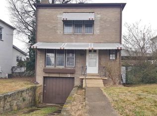 916 4th St W, Huntington, WV 25701