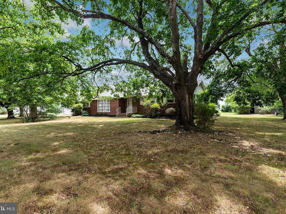 1st image of 4919 Landis Ave