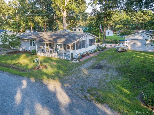 78 Cherry Dr, Hudgins, VA 23076