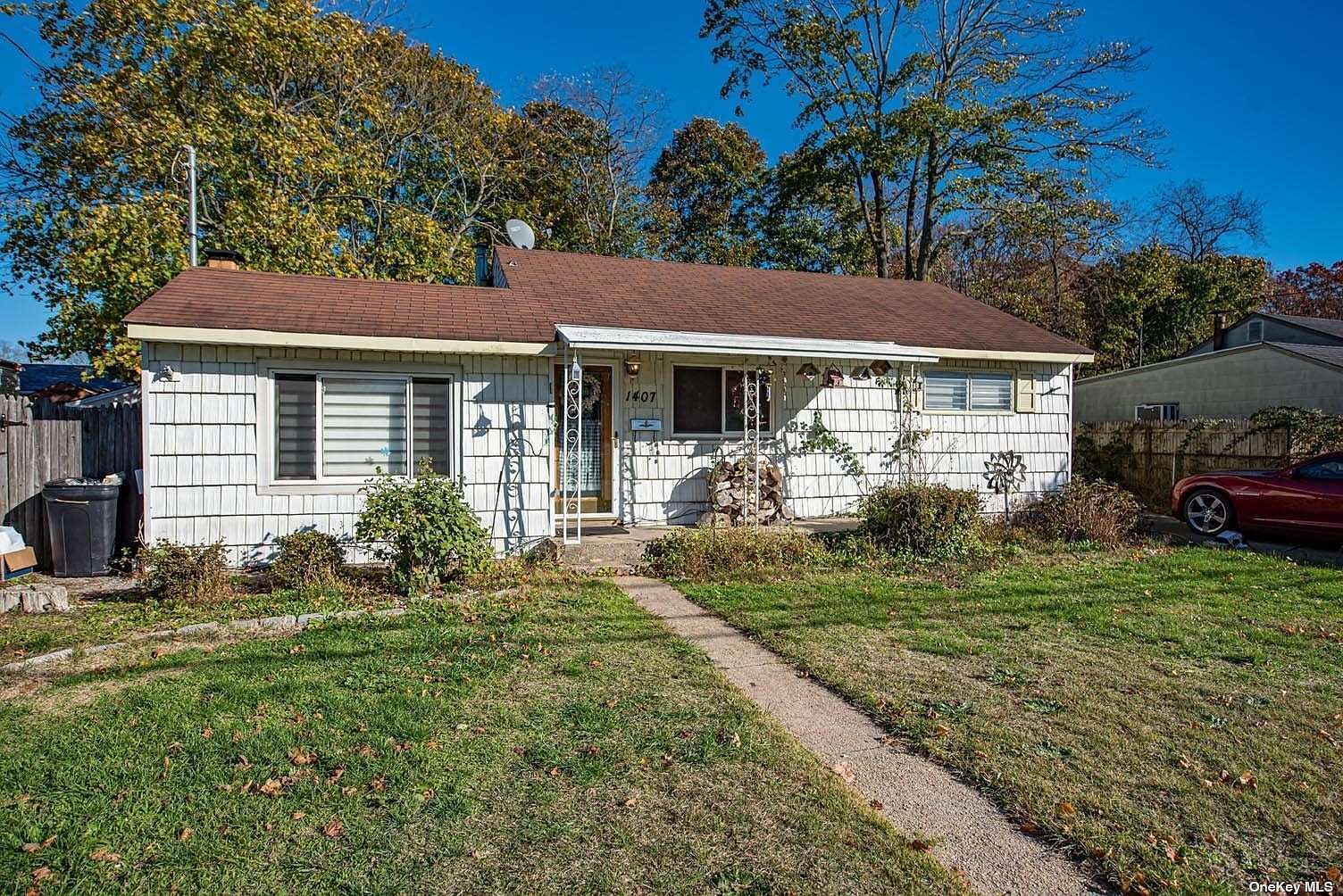 1407 Lombardy Boulevard, Bay Shore, NY 11706 Zillow