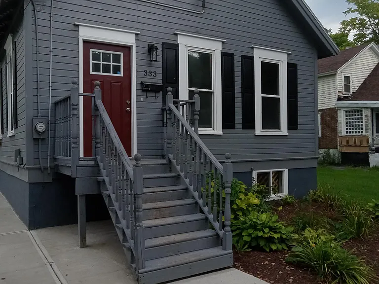 333 Elm St — Photo 1