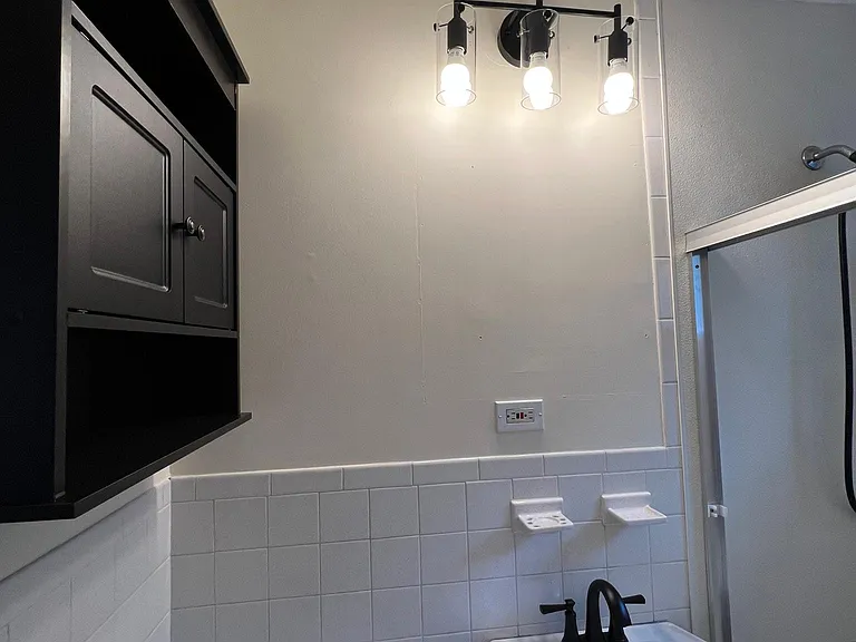 444 Main St #B — Photo 7