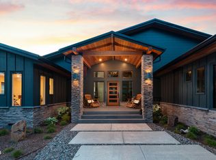 205 SW Cliff St, Depoe Bay, OR 97341