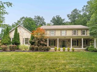2064 Lakeside Ests, Morgantown, WV