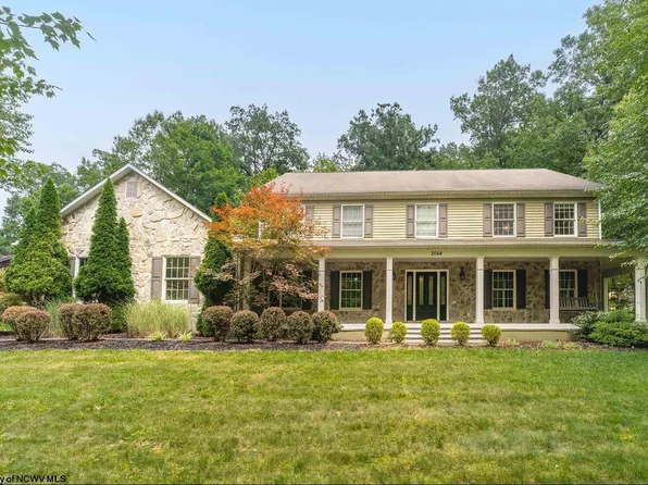 2064 Lakeside Ests, Morgantown, WV 26508