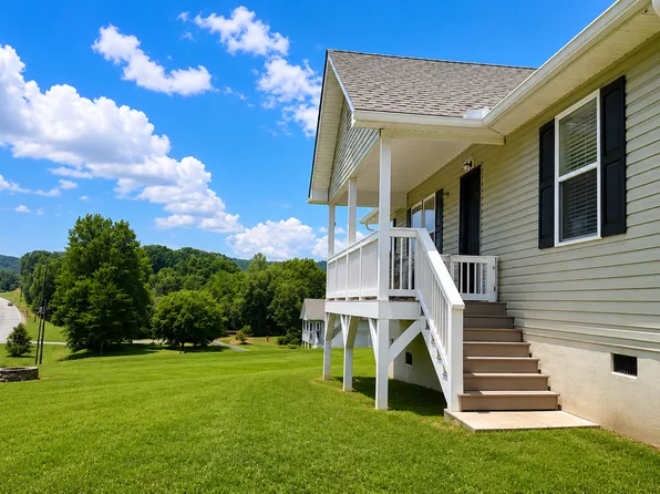 2956 Westmoreland Rd, Cleveland, GA 30528