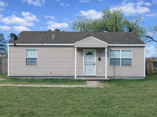 4909 Saratoga Rd, Millington, TN 38053