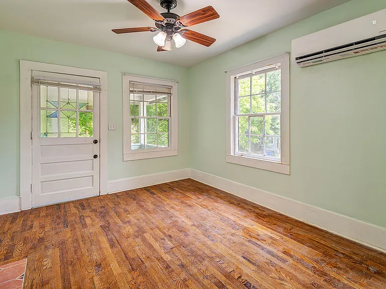 27 Short Madison Ave — Photo 3