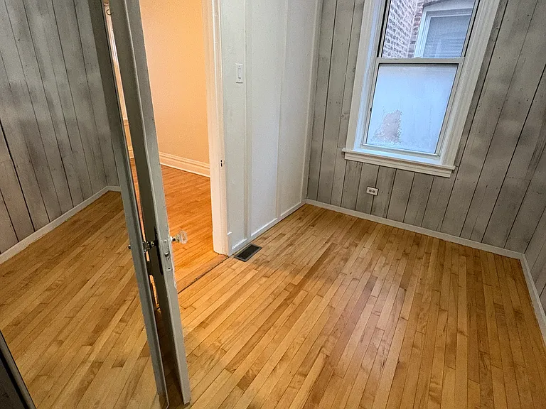 2232 W Chicago Ave #2F — Photo 7