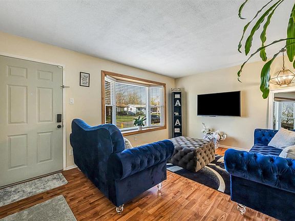 5th image of 475 Lula Dr