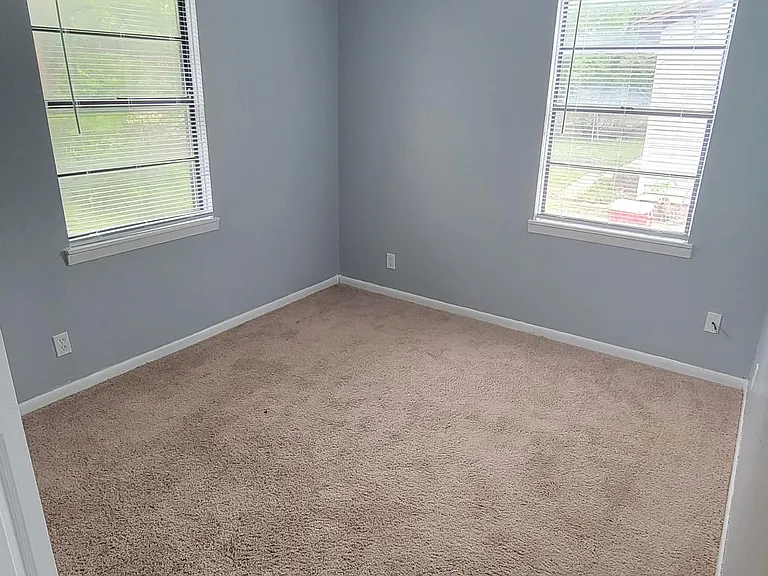 1006 Jefferis Ave — Photo 11