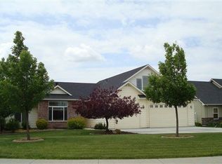 9701 W Penhurst Dr, Star, ID 83669