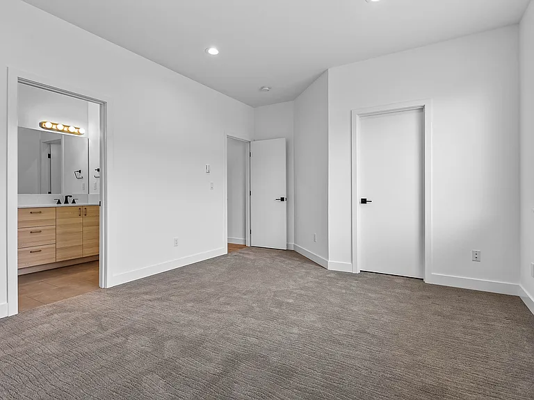 4125 Deemer Rd — Photo 27