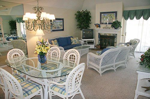 4th image of 460 Ocean Creek Dr APT 19