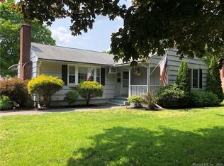 11 Carol St, Enfield, CT 06082