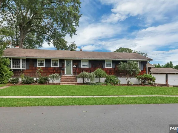 327 Coolidge Avenue, Twp of Washington, NJ 07676