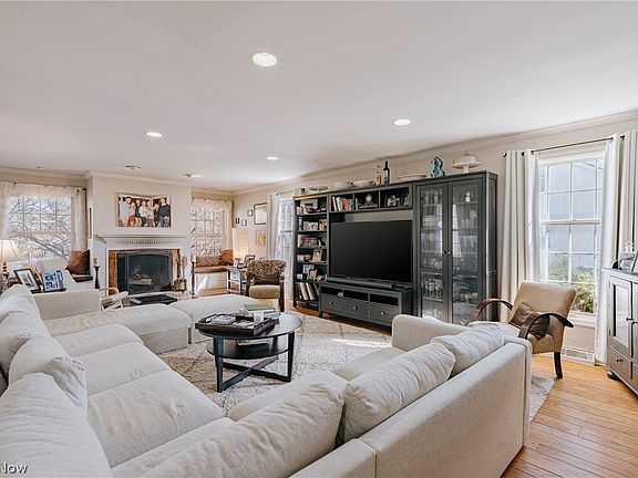 4th image of 26301 Annesley Rd