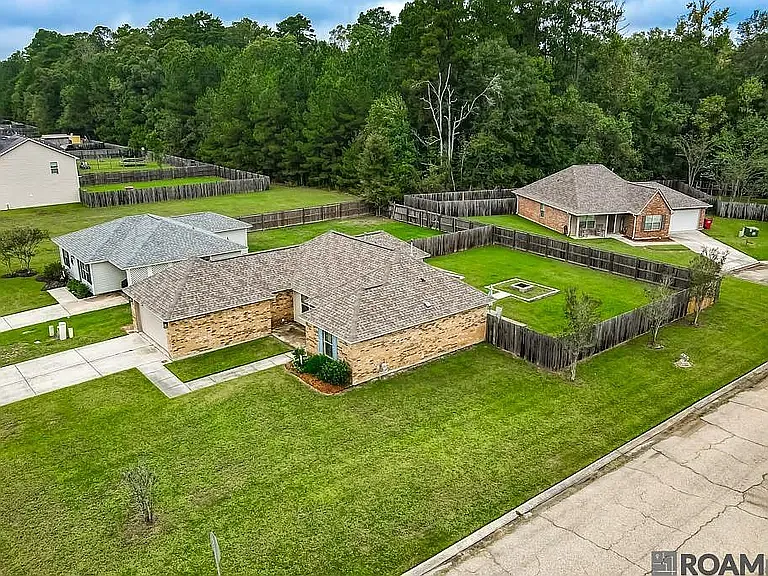 12943 Hazlewood Dr — Photo 20