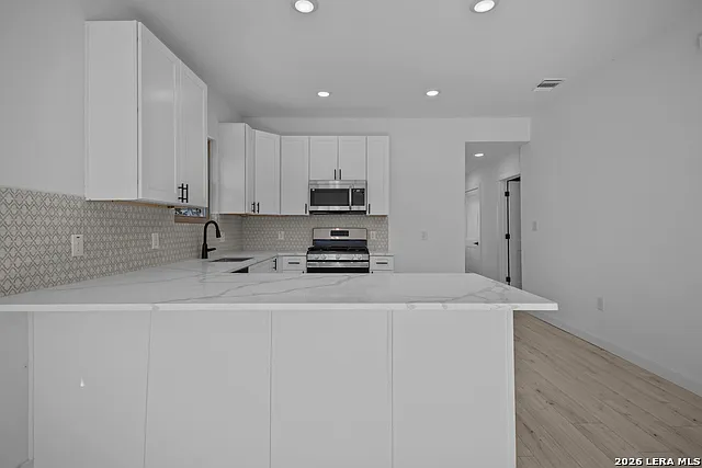 131 Chicago Blvd — Photo 9