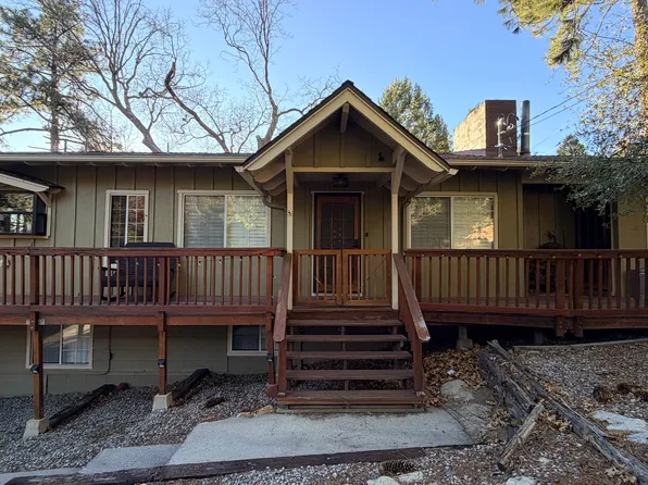 26523 Pine St, Idyllwild, CA 92549