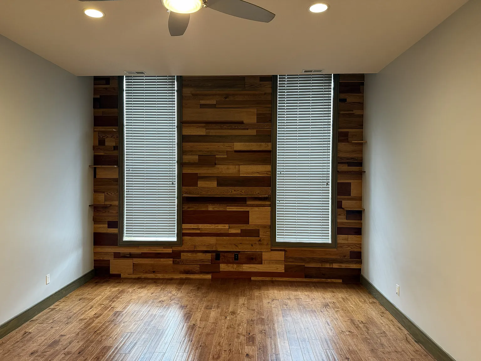 1 bed, 1100 sqft, $1,500 — Photo 3