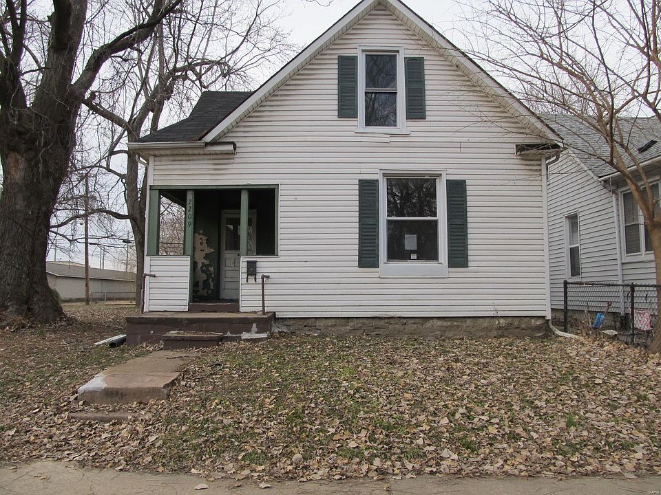 1st image of 2209 Benton St