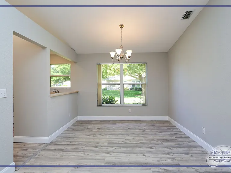 402 Emerald Bay Cir #E7 — Photo 14