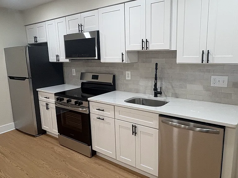 312 Gallatin St NW — Photo 5