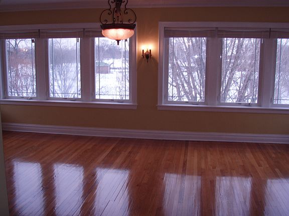 4th image of 5428 W Berteau Ave