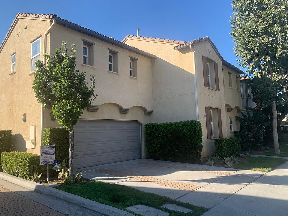 1st image of 249 W Sparkleberry Ave #0