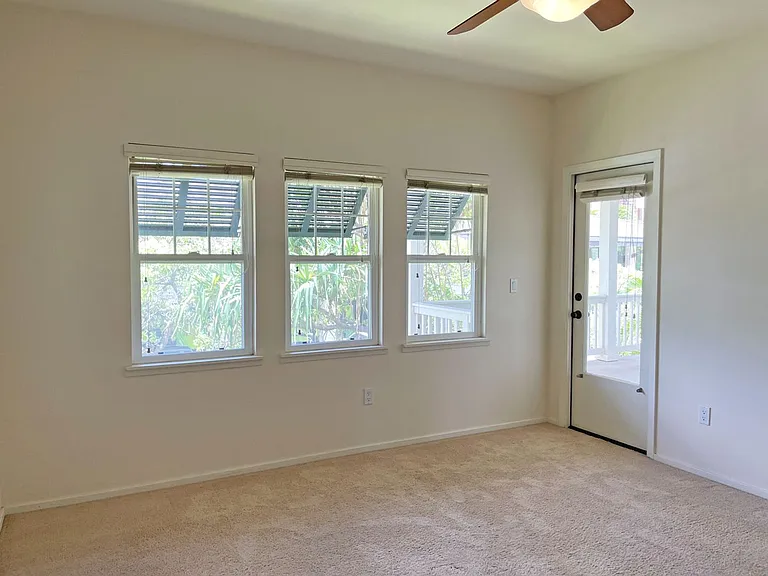 92-1078 Olani St #4 — Photo 11
