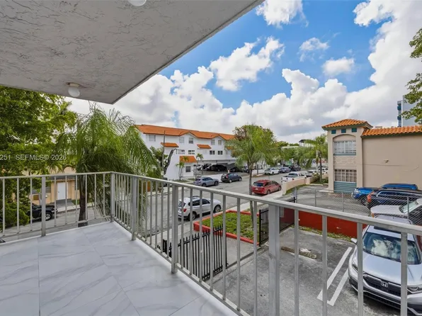 140 NW 14th Ave APT 9, Miami, FL 33125
