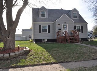 1025 Salinger Ave, Carroll, IA 51401