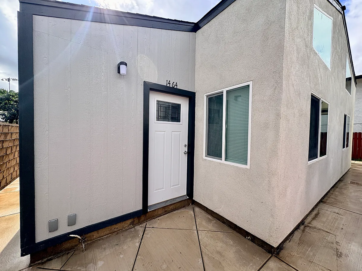 Building Photo - 1464 3rd St #3