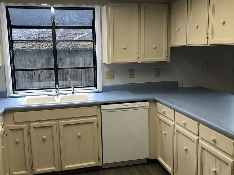 1202 Morrow Rd #C — Photo 10